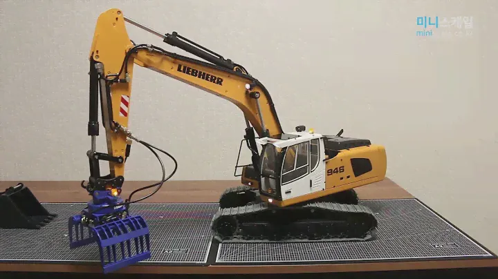 1/14 RC LIEBHERR 946(model-946) Premacon Hydraulic Pump & Valves Complete